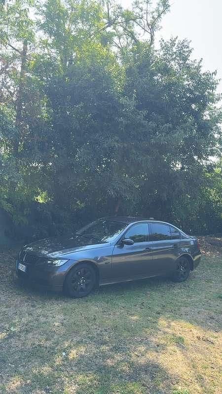 Usata BMW 318 129 CV (94 kW) 2006 Berlina