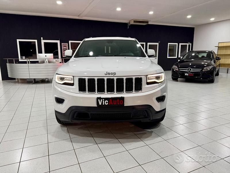 Usata Jeep Grand Cherokee Laredo 190 CV (139 kW) 2015 Bianco SUV