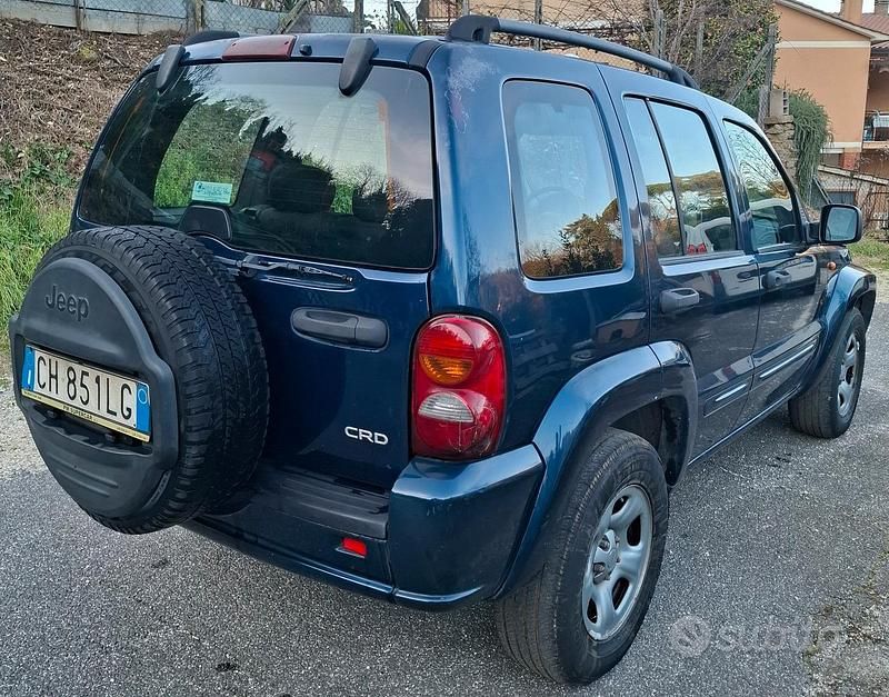 Usata Jeep Cherokee Sport 2004 Blu SUV
