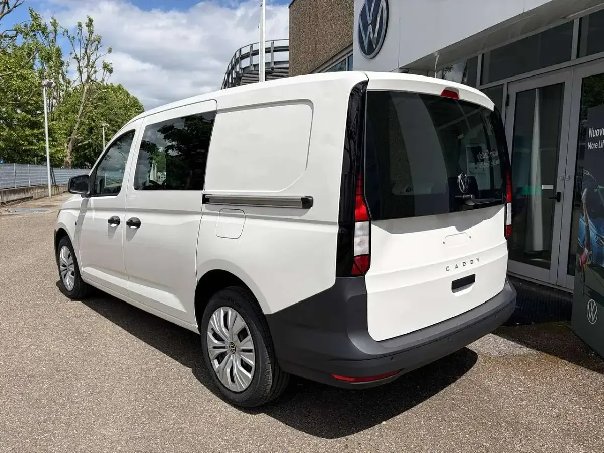 Nuova VW Caddy Maxi 102 CV (75 kW) 2026 Bianco candy Monovolume