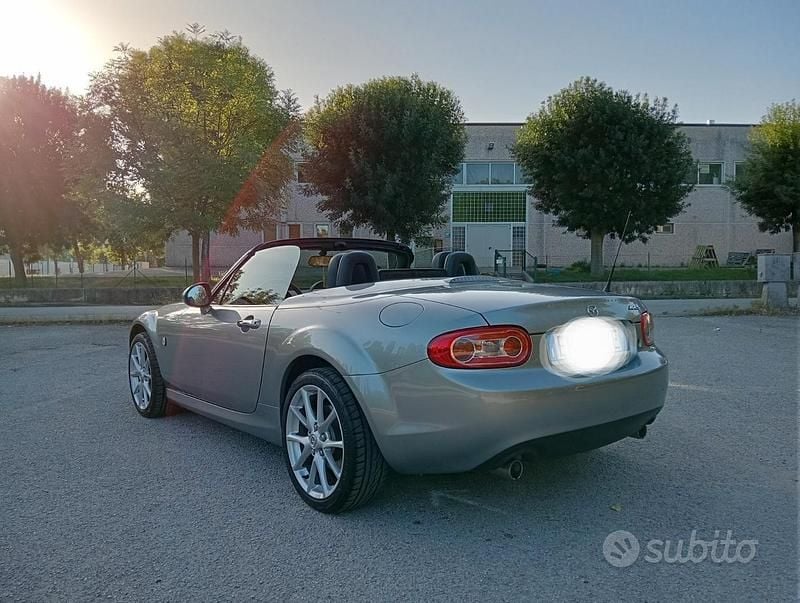 Usata Mazda MX5 160 CV (117 kW) 2011 Cabrio