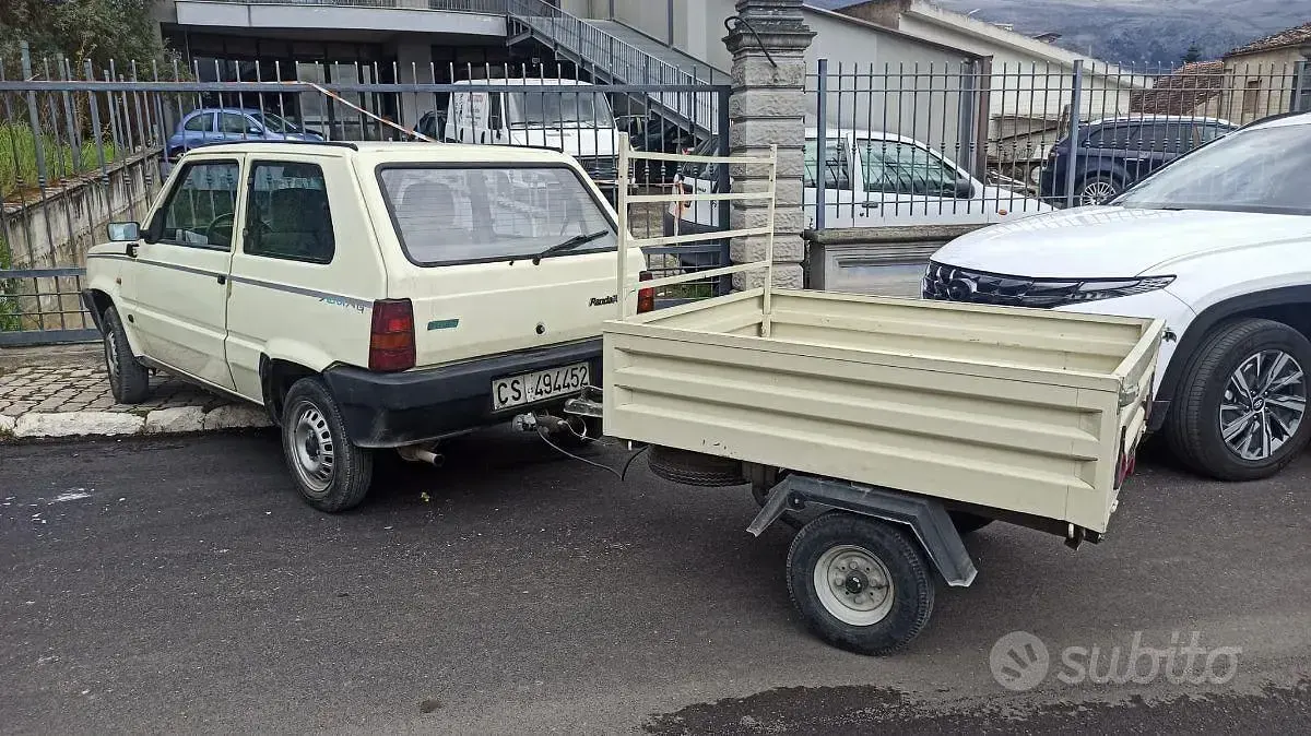 Begagnad Fiat Panda Young 34 HK (25 kW) 1991 Vit Sedan