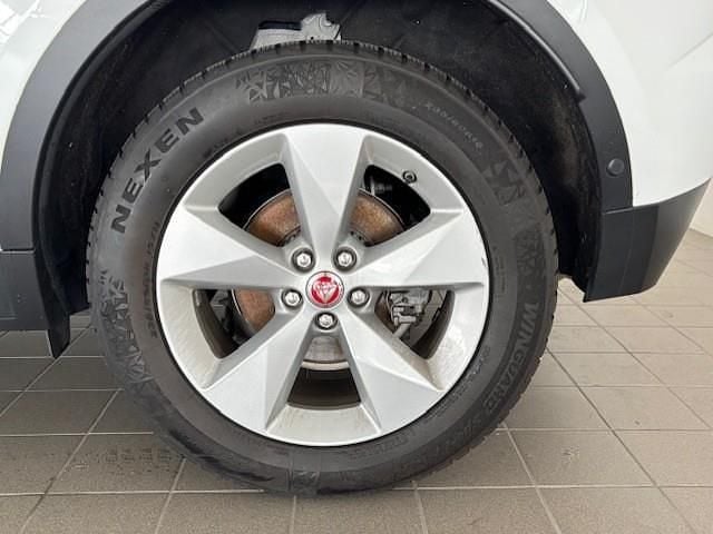 Usata Jaguar E-Pace S 163 CV (119 kW) 2021 Fuji white SUV