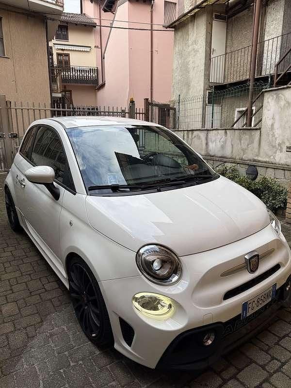 Usata Abarth 595 144 CV (105 kW) 2016 Utilitaria
