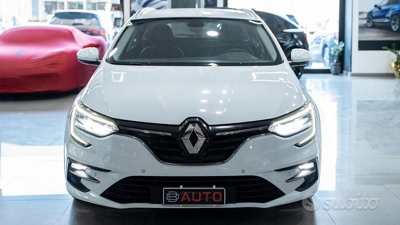 Usata Renault Mégane GrandTour 116 CV (85 kW) 2022 Bianco Station wagon