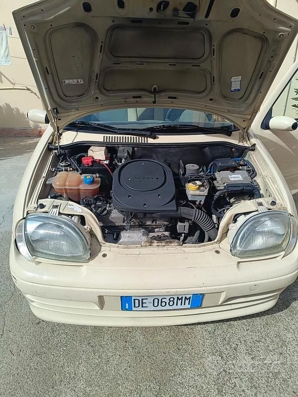 Usata Fiat 600 54 CV (39 kW) 2010 Giallo Utilitaria