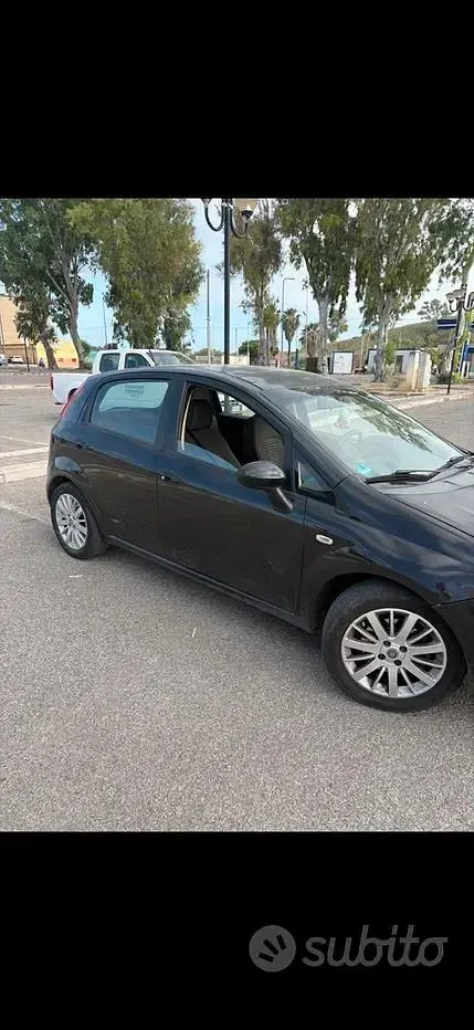 Usata Fiat Grande Punto 90 CV (66 kW) 2009 Nero Utilitaria