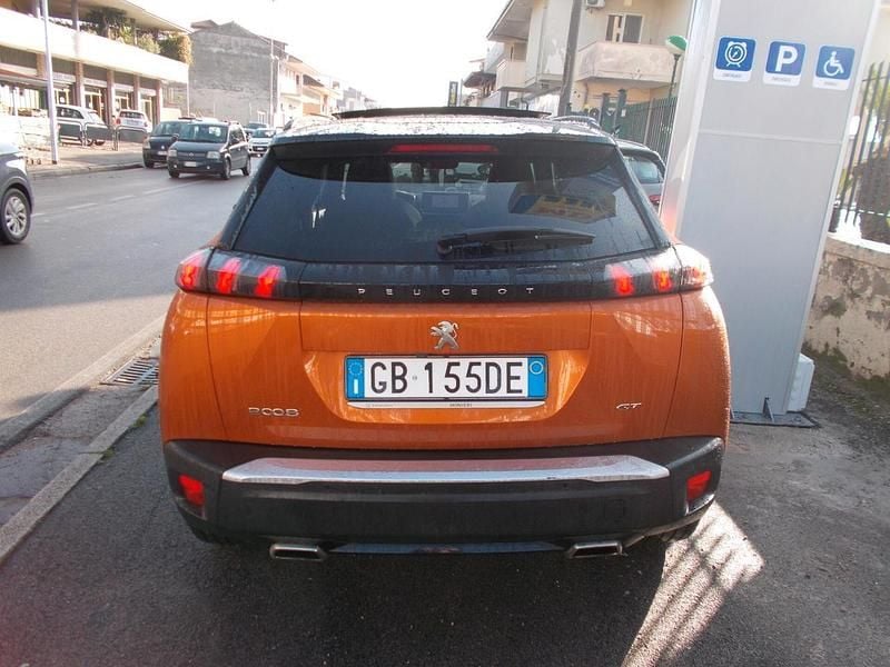 Usata Peugeot 2008 GT 155 CV (114 kW) 2020 Arancione SUV
