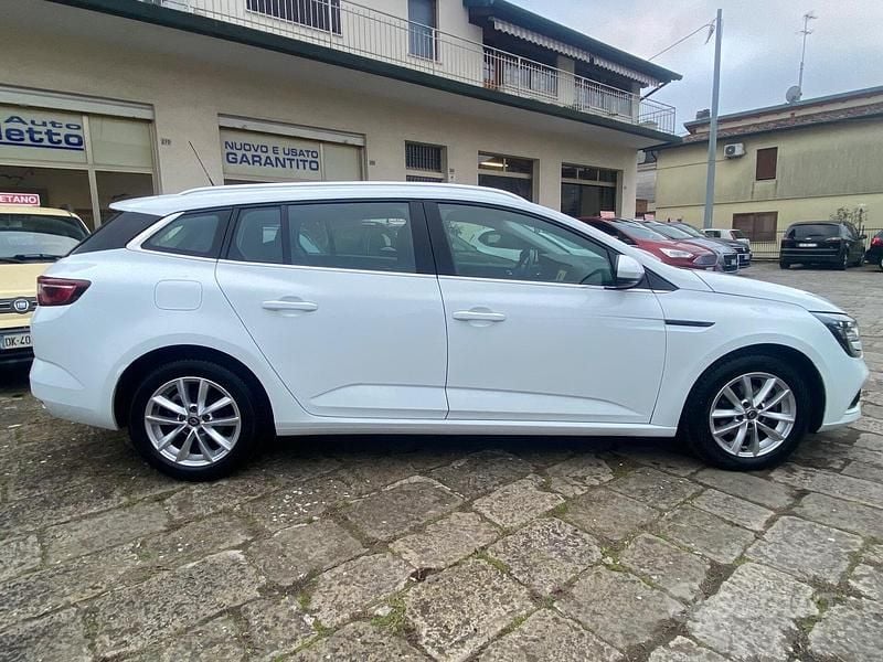 Usata Renault Mégane GrandTour Business 115 CV (84 kW) 2020 Bianco Station wagon
