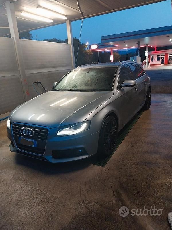 Usata 2011 Audi A4 Station wagon | 6400 € (Buon prezzo) - Immagine 1/4