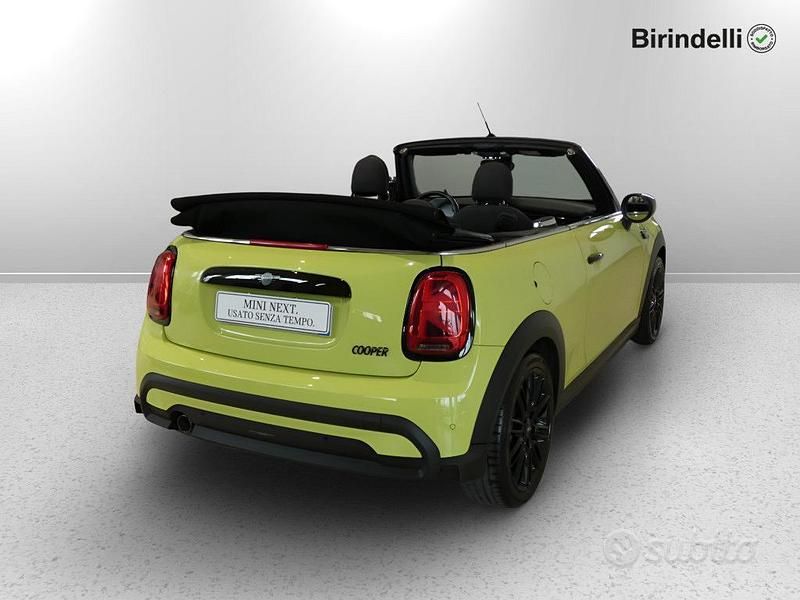 Usata Mini Cooper Cabriolet Classic 135 CV (99 kW) 2024 Giallo Cabrio