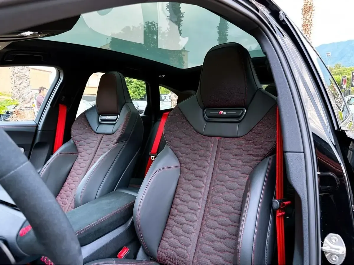 Usata Audi RS5 Performance 367 CV (269 kW) 2026 Nero Station wagon