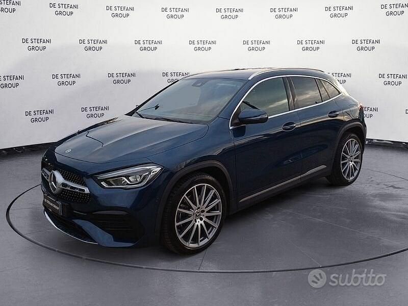 Usata Mercedes GLA200 150 CV (110 kW) 2023 Blu SUV