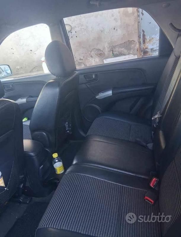 Usata Kia Sportage 2006 Grigio SUV