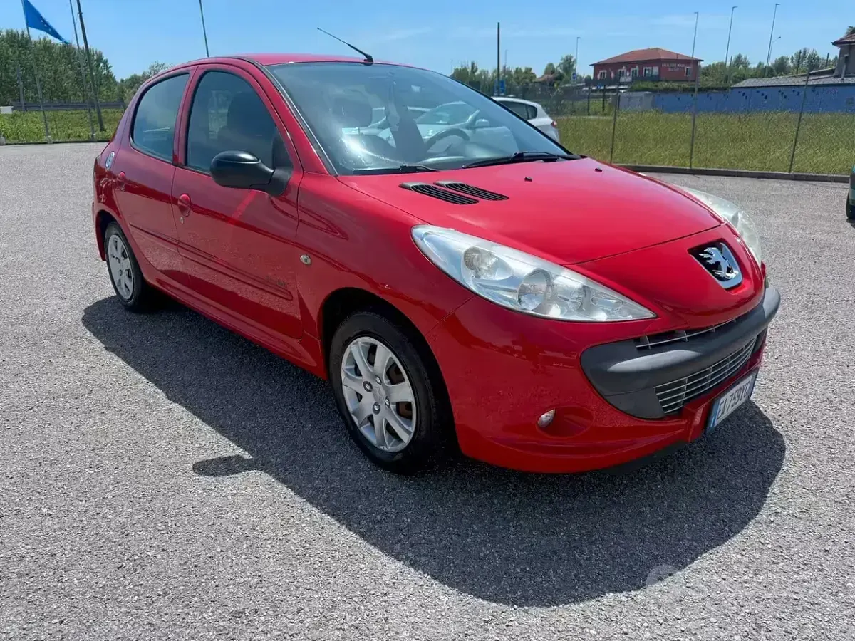 Usata Peugeot 206 57 CV (41 kW) 2010 Rosso Berlina