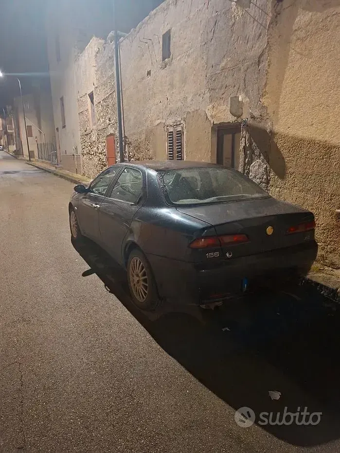 Usata Alfa Romeo 156 116 CV (85 kW) 2004 Blu Berlina