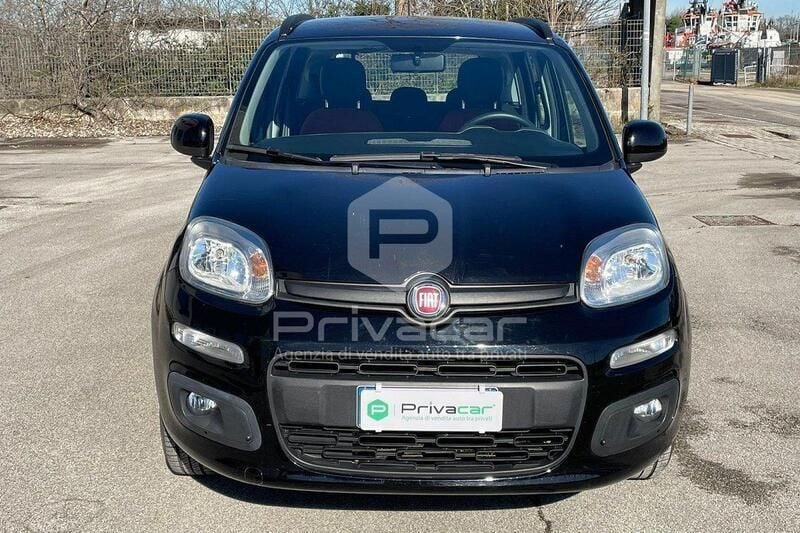 Usata Fiat Panda Lounge 69 CV (50 kW) 2019 Nero Utilitaria