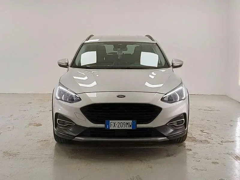Usata Ford Focus Active 125 CV (91 kW) 2019 Argento Station wagon