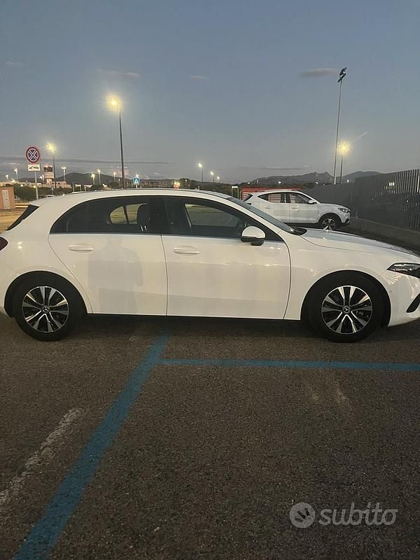 Usata Mercedes A180 Executive 136 CV (100 kW) 2023 Bianco Berlina