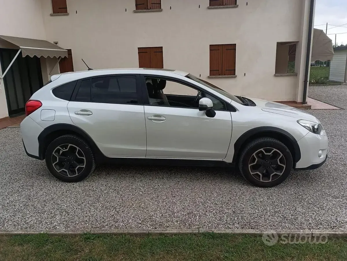 Usata Subaru XV 147 CV (108 kW) 2013 Bianco SUV