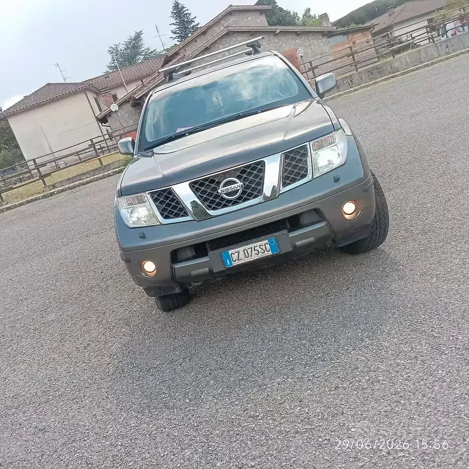 Usata Nissan Pathfinder 171 CV (125 kW) 2006 Grigio SUV