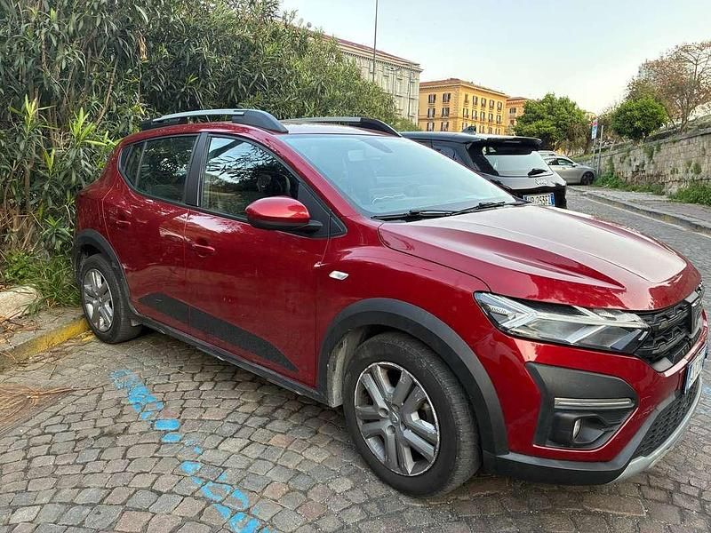 Usata Dacia Sandero Comfort 101 CV (74 kW) 2022 Rosso Berlina