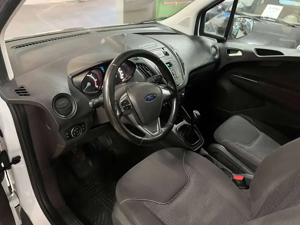 Usata Ford Courier 75 CV (55 kW) 2020 Bianco Monovolume