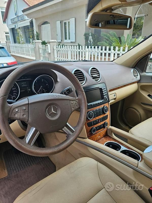 Usata Mercedes GL320 224 CV (164 kW) 2008 Nero SUV