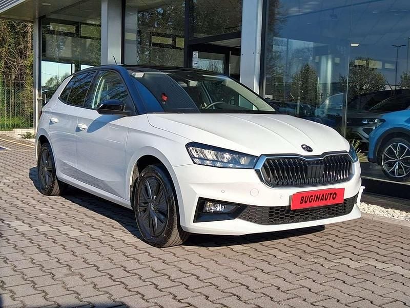 Usata Skoda Fabia 80 CV (58 kW) 2025 Bianco tetto nero Utilitaria