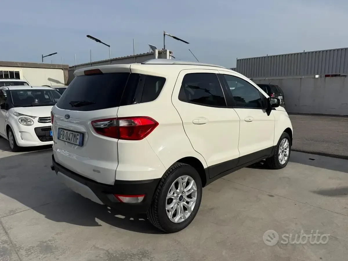 Usata Ford Ecosport Titanium S 125 CV (91 kW) 2016 Bianco SUV