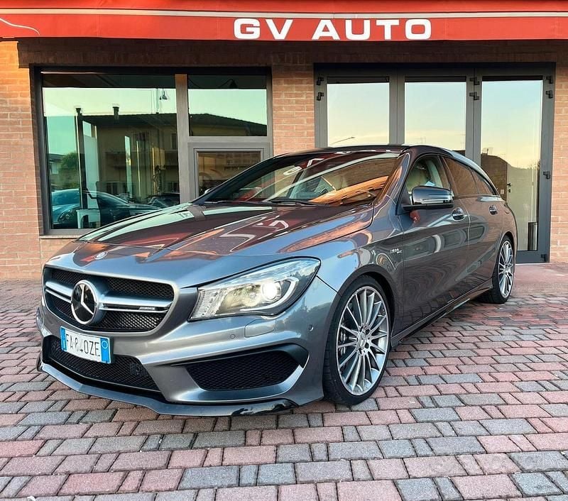 Grigio Usata 2015 Mercedes CLA45 AMG Shooting Brake AMG Station wagon | 22.500 € (Buon prezzo) - Immagine 1/4