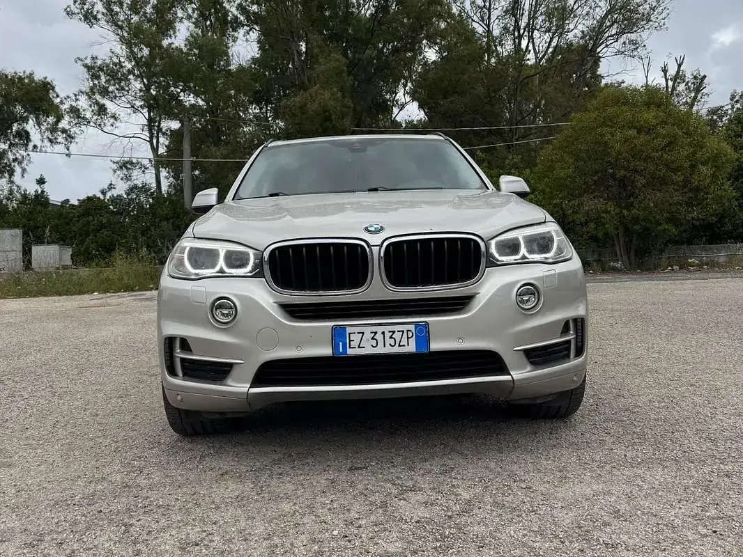 Usata BMW X5 Luxury Line 306 CV (225 kW) 2015 Grigio SUV