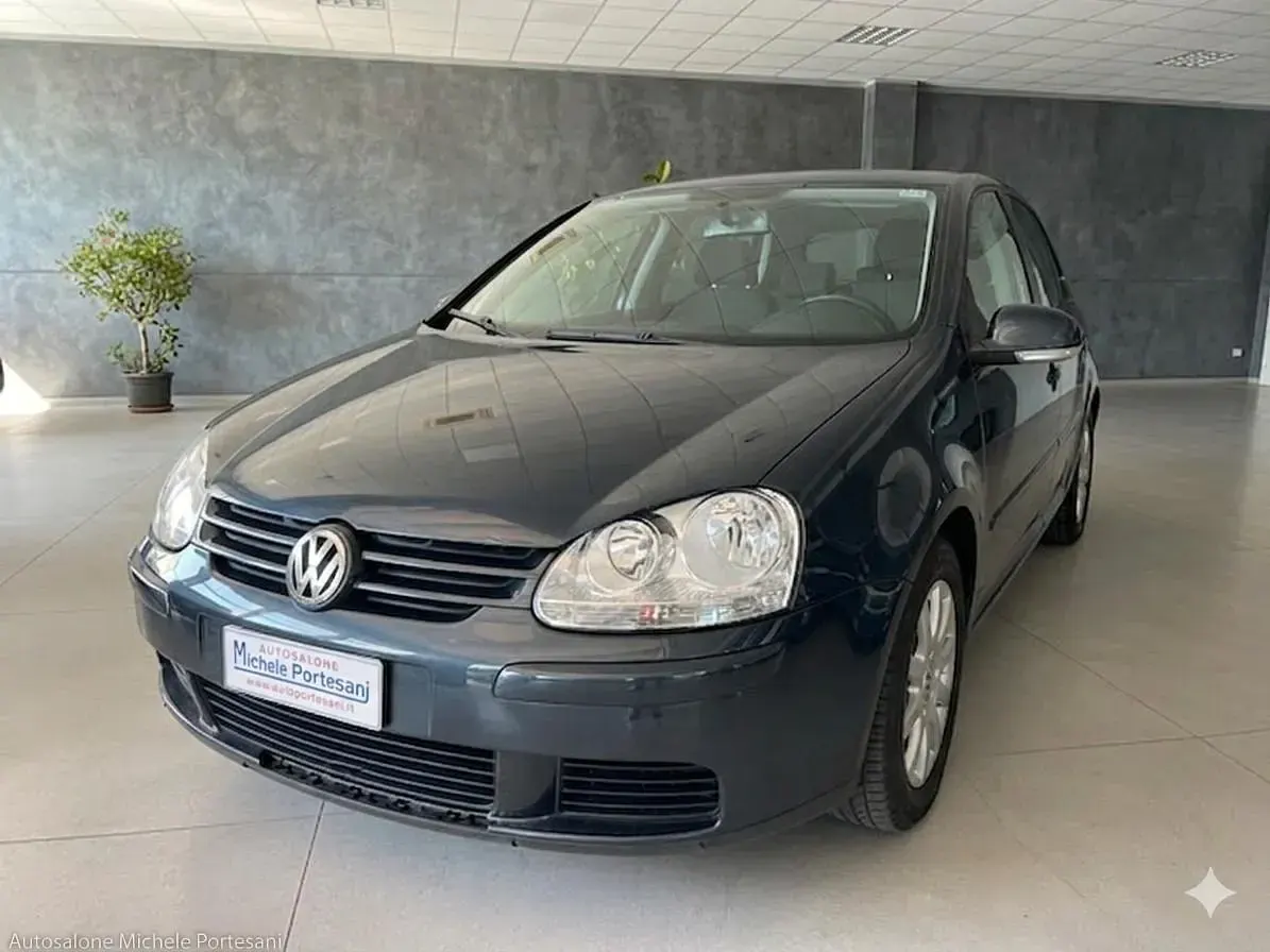 Usata VW Golf IV Trendline 105 CV (77 kW) 2006 Grigio Berlina