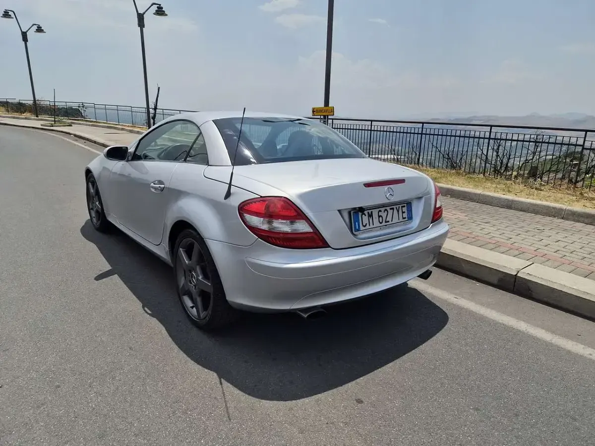 Usata Mercedes SLK200 163 CV (119 kW) 2006 Other Cabrio