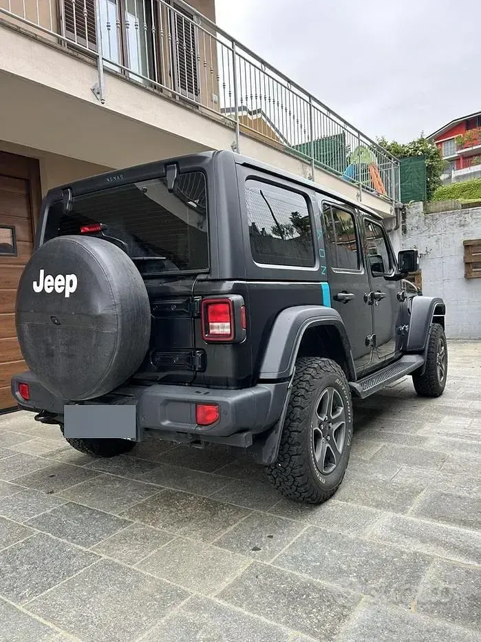 Usata Jeep Wrangler Sport 200 CV (147 kW) 2021 Nero SUV
