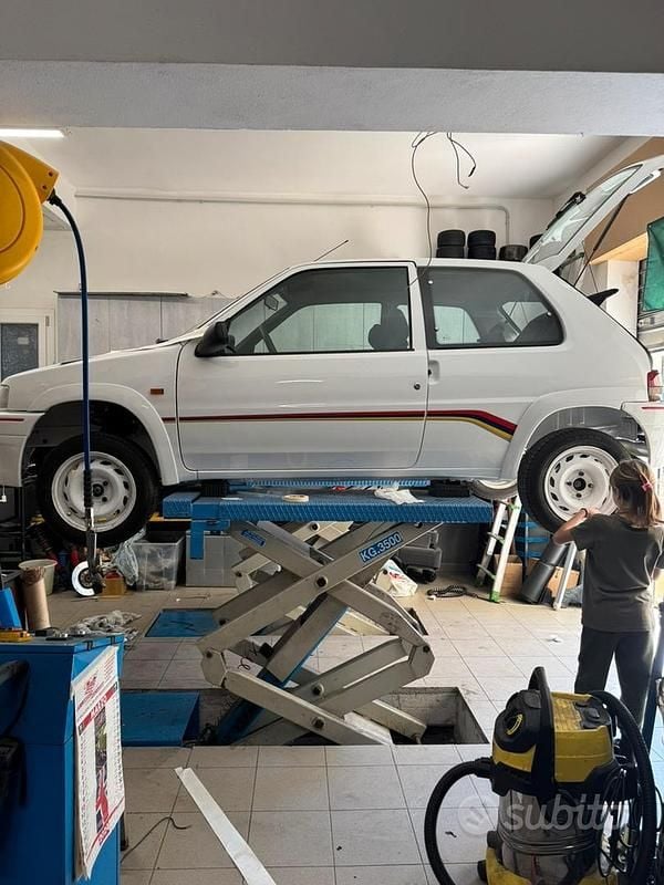 Usata Peugeot 106 1994 Utilitaria