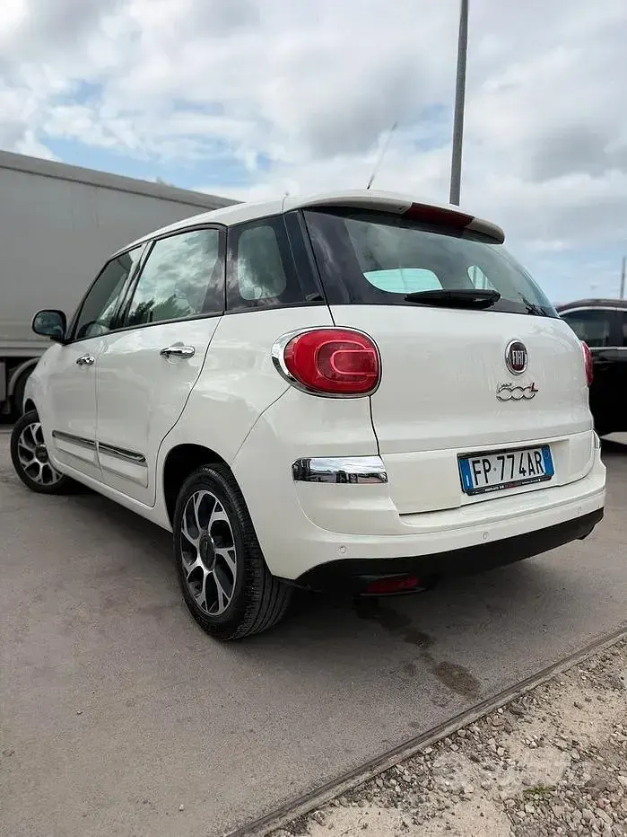 Usata Fiat 500L Lounge 95 CV (69 kW) 2018 Bianco Monovolume