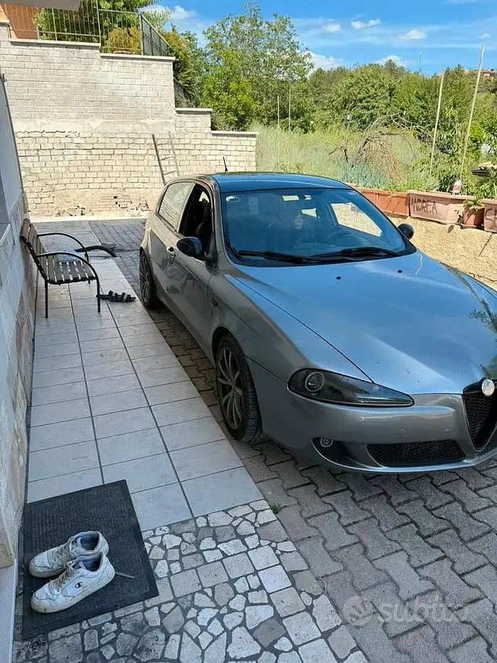 Usata Alfa Romeo 147 2009 Grigio Utilitaria
