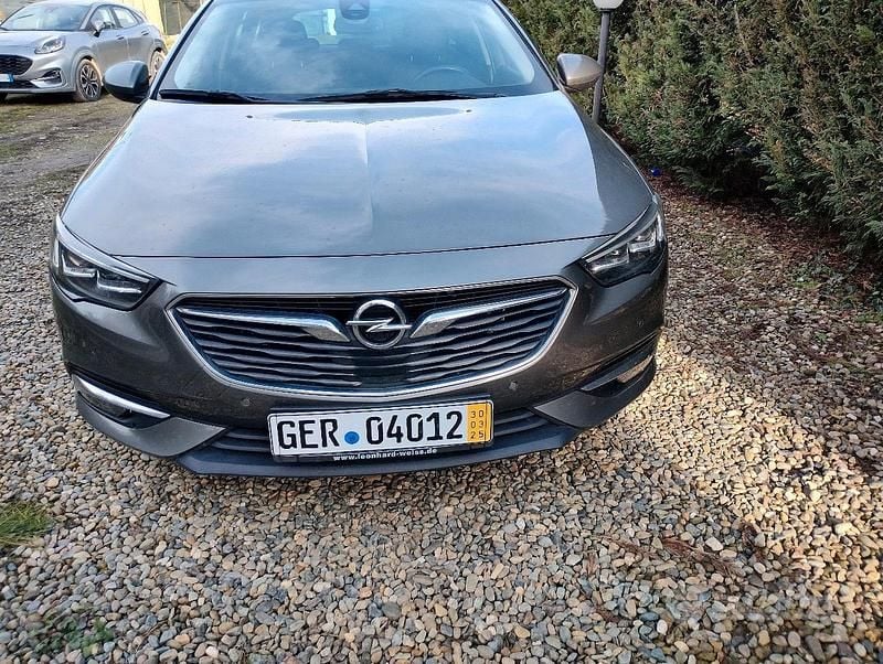Usata Opel Insignia Business 136 CV (100 kW) 2018 Grigio Station wagon