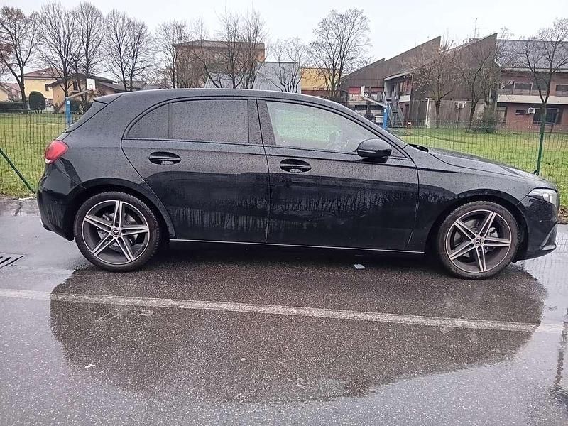 Usata Mercedes A180 Edition 116 CV (85 kW) 2021 Nero Berlina