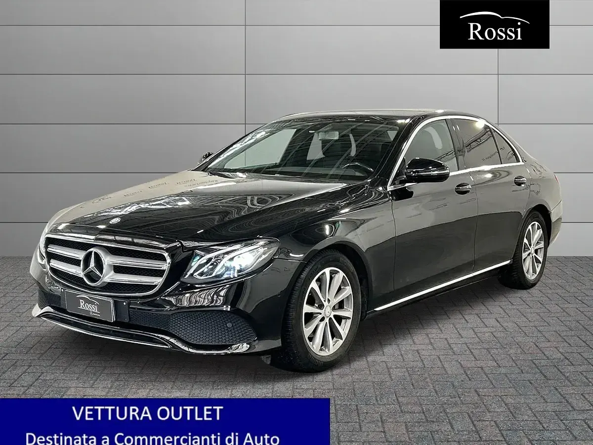 Usata Mercedes 220 Business 195 CV (143 kW) 2017