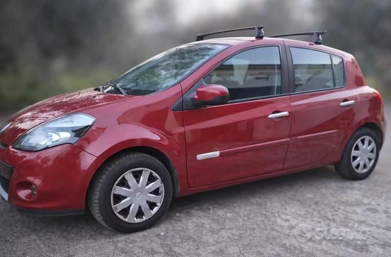 Usata Renault Clio III 2009 Rosso Utilitaria