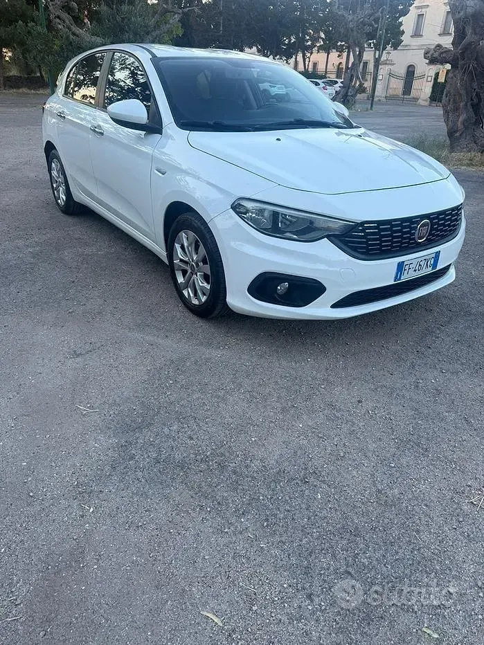 Usata Fiat Tipo 95 CV (69 kW) 2016 Bianco Berlina