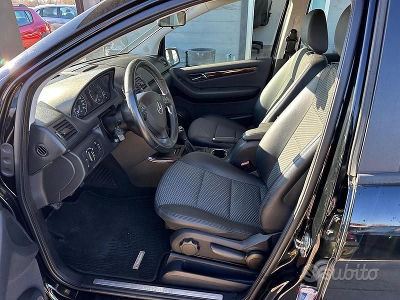 Usata Mercedes A160 Avantgarde 95 CV (69 kW) 2010 Nero Monovolume