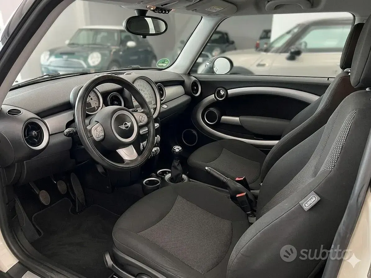 Usata Mini ONE 95 CV (69 kW) 2008 Beige Utilitaria