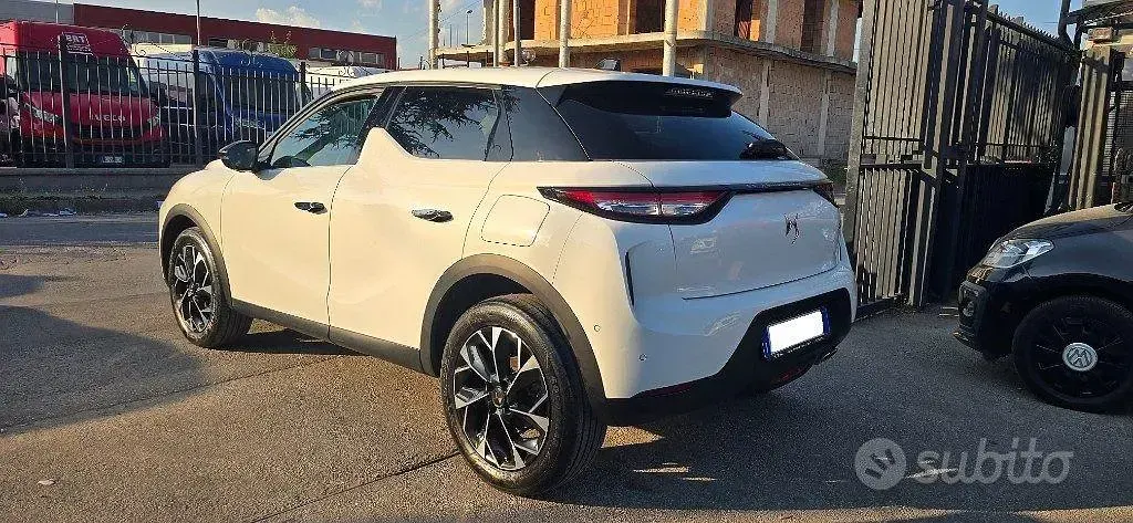 Usata DS Automobiles DS3 Crossback Opera 131 CV (96 kW) 2024 Bianco SUV