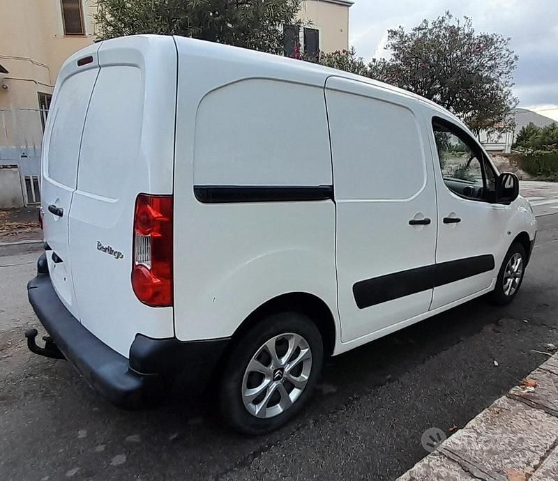 Usata Citroën Berlingo 90 CV (66 kW) 2011 Bianco Monovolume