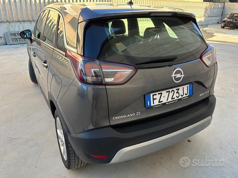 Usata Opel Crossland X Innovation 102 CV (75 kW) 2019 Grigio SUV