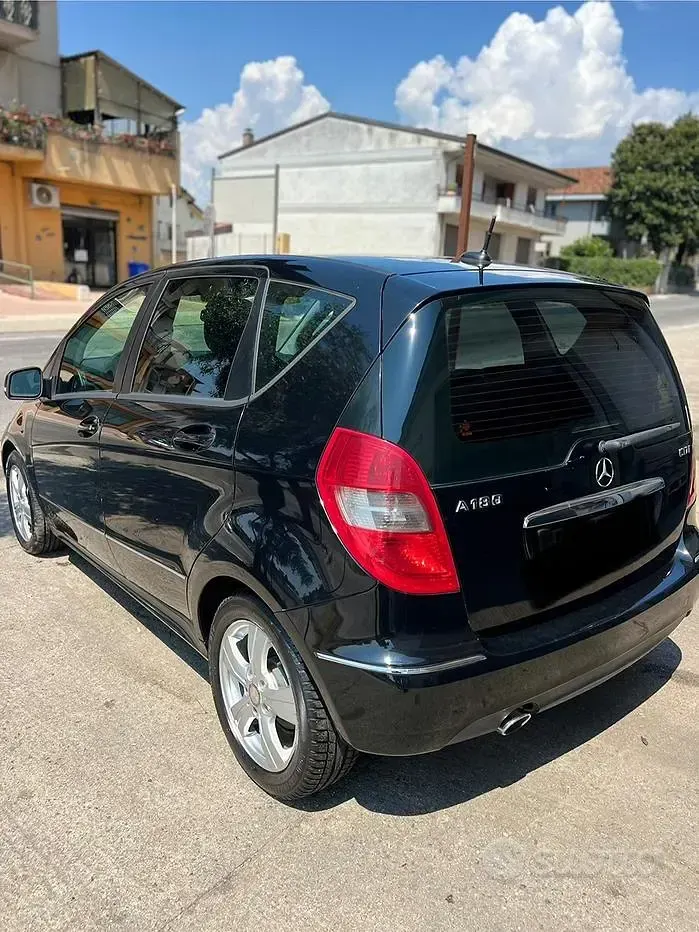 Usata Mercedes A180 Edition 109 CV (80 kW) 2009 Berlina