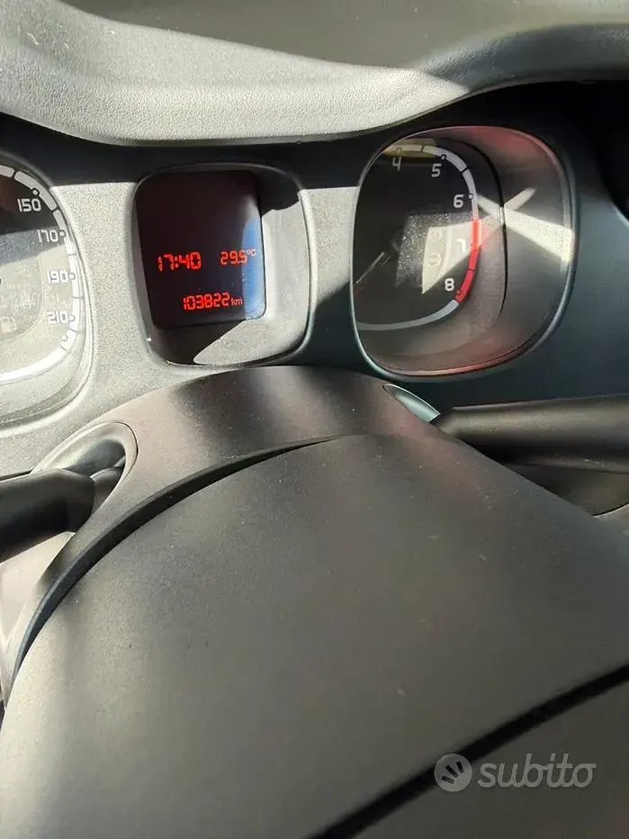 Usata Fiat Panda 69 CV (50 kW) 2019 Bluazzurro Utilitaria